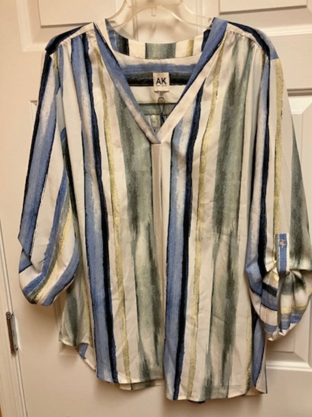 Ann Klein top NWT